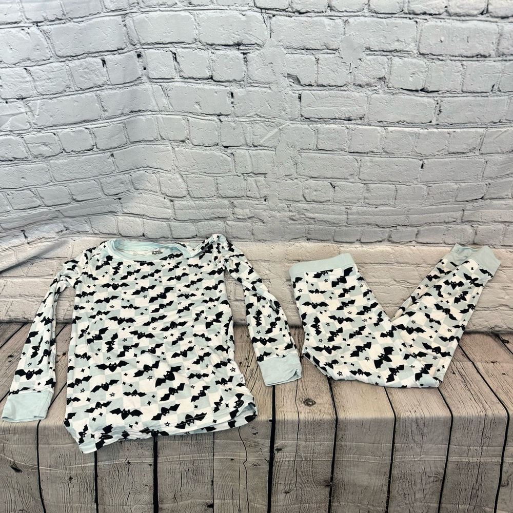 Dream Big Little Co Bat Pattern Bamboo Pajama Set